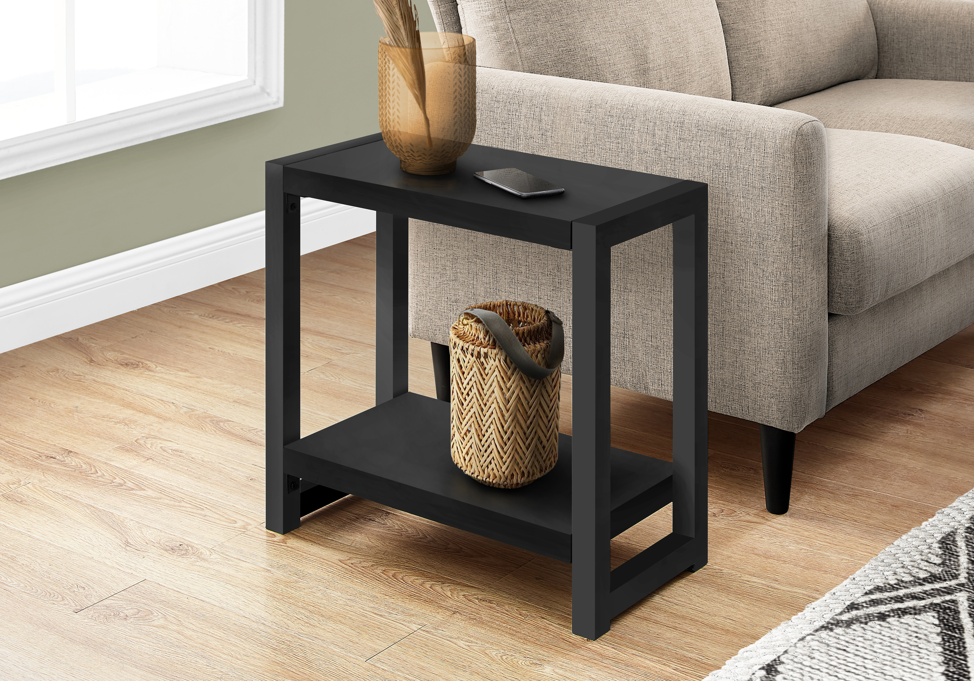 ACCENT TABLE - 22"H / BLACK / BLACK METAL