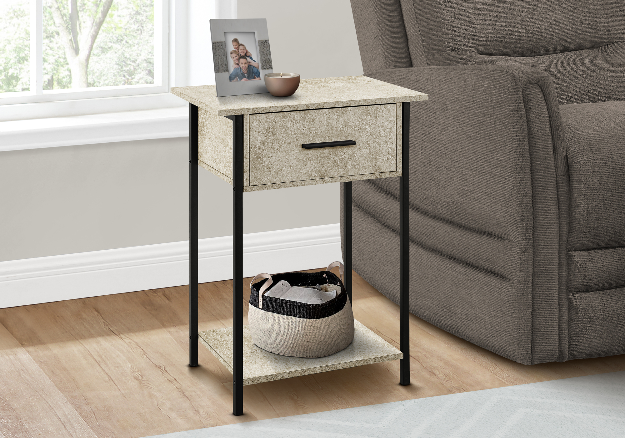 ACCENT TABLE - 24"H / CREAM STONE / BLACK METAL