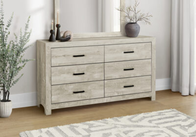 BEDROOM SET - 6 DRAWER DRESSER / BLEACHED OAK FINISH