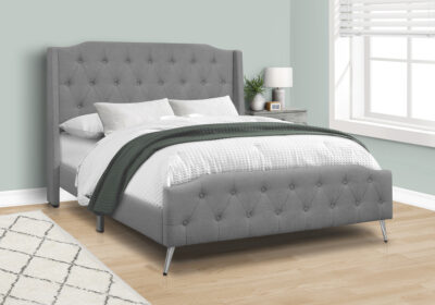 BED - QUEEN SIZE / GREY LINEN WITH CHROME METAL LEGS