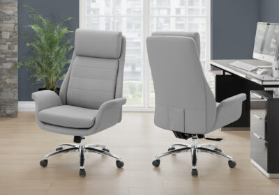 OFFICE CHAIR - LIGHT GREY LEATHER-LOOK / HIGH BACK EXECUTIVE