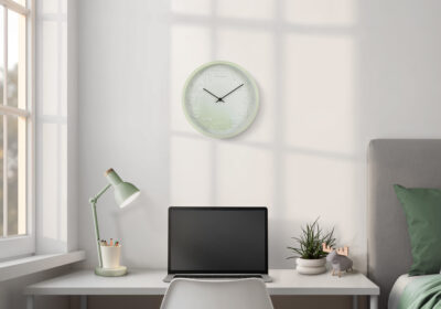 CLOCKS - 12"DIA / WALL CLOCK / GREEN FINISH