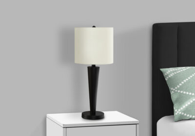 LIGHTING - 2PCS / 24"H TABLE LAMP BLACK / IVORY / USB