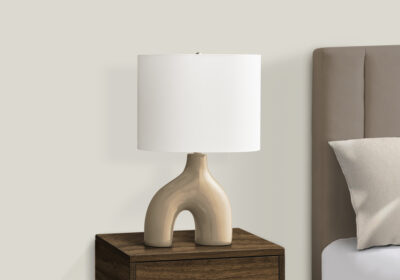 LIGHTING - 25"H TABLE LAMP BROWN CERAMIC / IVORY SHADE