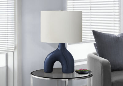 LIGHTING - 25"H TABLE LAMP BLUE CERAMIC / IVORY SHADE