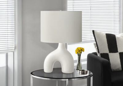 LIGHTING - 25"H TABLE LAMP WHITE CERAMIC / IVORY SHADE