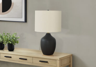 LIGHTING - 22"H TABLE LAMP BLACK CERAMIC / IVORY SHADE