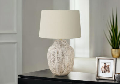LIGHTING - 26"H TABLE LAMP CREAM CERAMIC / IVORY SHADE