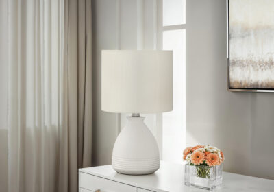 LIGHTING - 17"H TABLE LAMP CREAM CERAMIC / IVORY SHADE