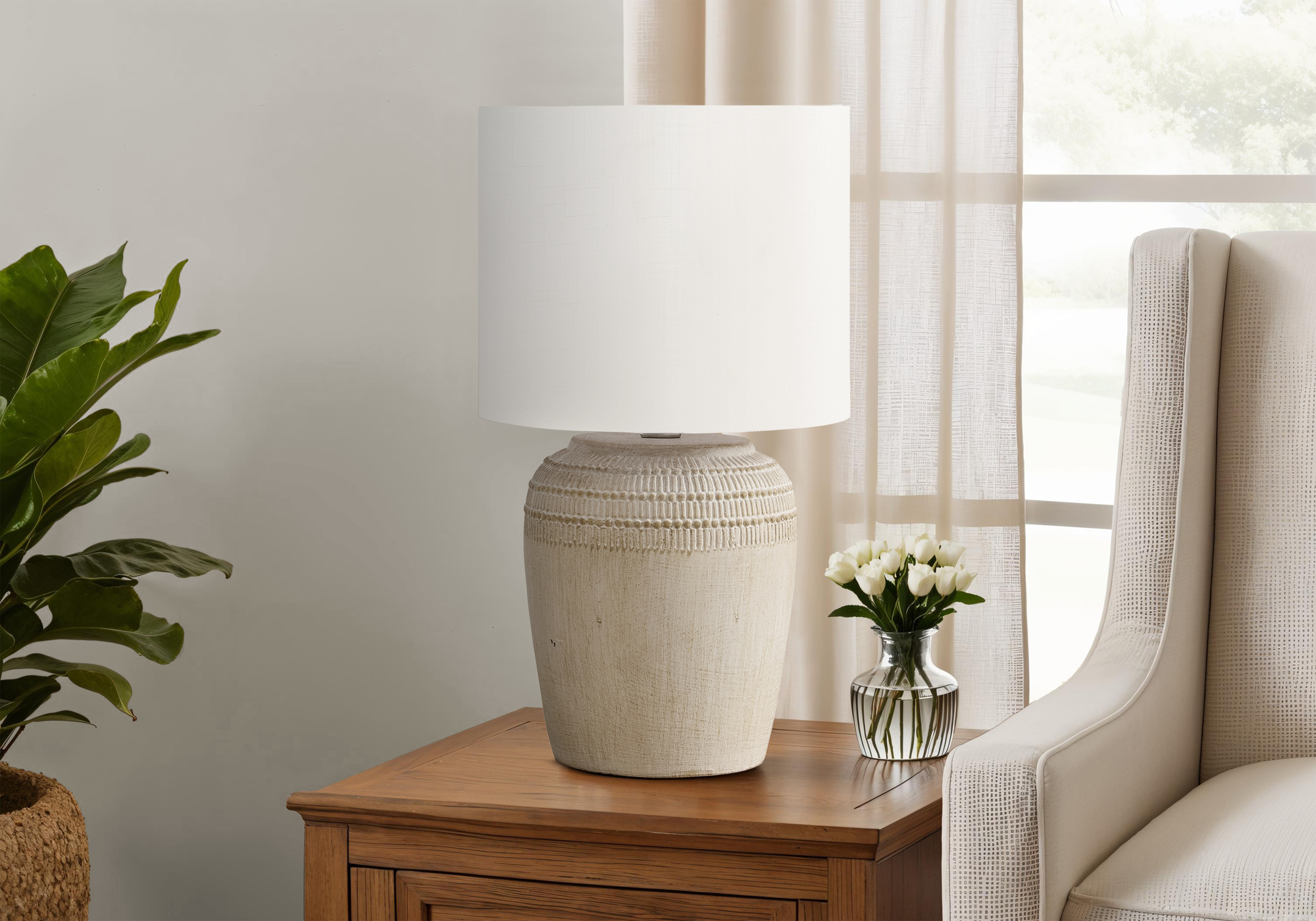 LIGHTING - 17"H TABLE LAMP BEIGE CERAMIC / IVORY SHADE