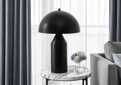 LIGHTING - 23"H TABLE LAMP BLACK METAL / METAL SHADE